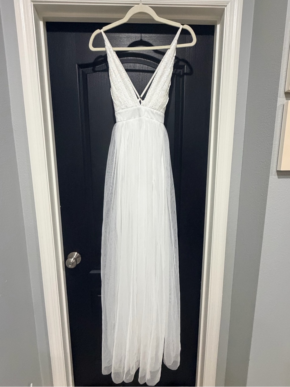 Luxxel White Spaghetti Strap V-Neck Tulle Wedding Dress